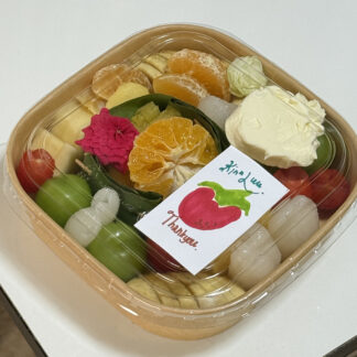 ชีสบอร์ดผลไม้ Fruit Cheese Board